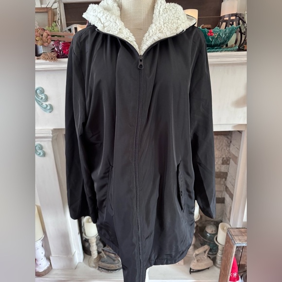 Linda Anderson Black Hooded Rain Jacket with Sherpa Lining. Size XXL - Picture 1 of 14